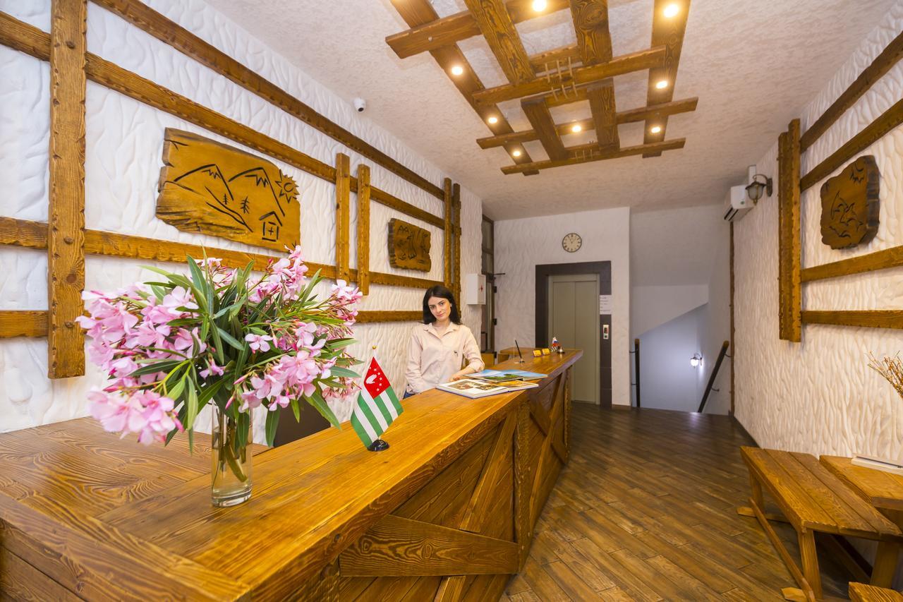 Hotel Napra Tsandrypsh Exteriér fotografie