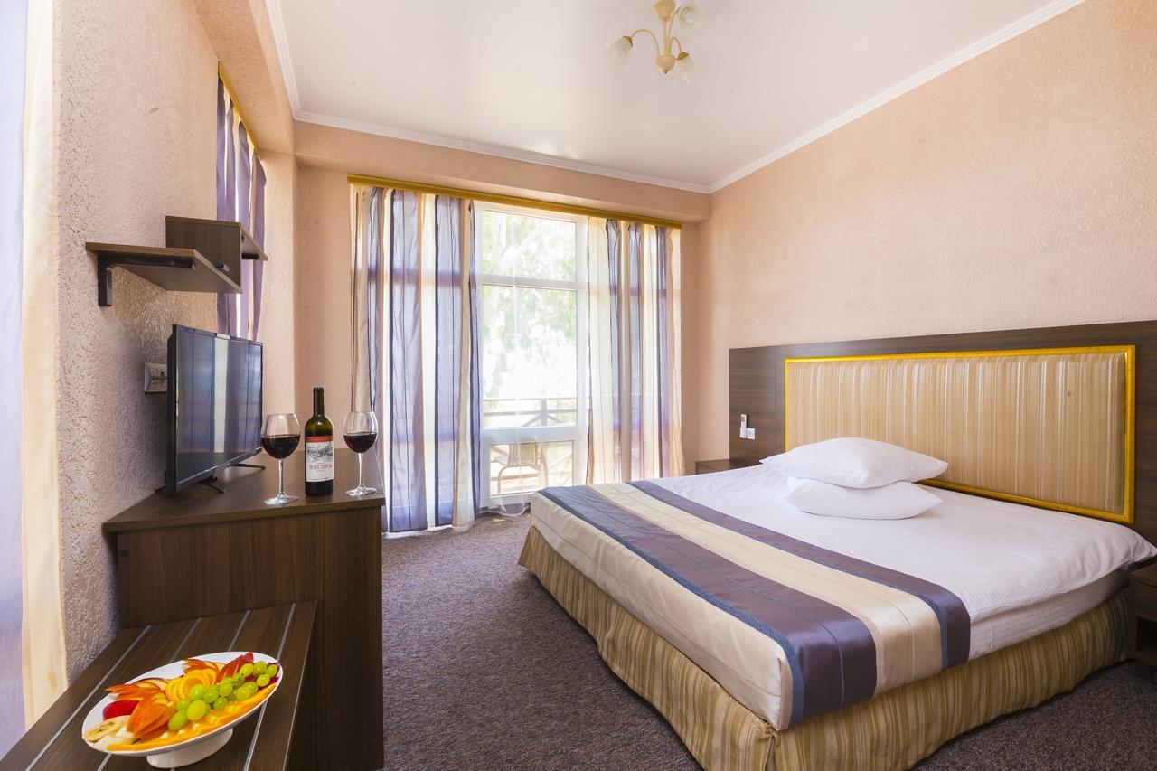 Hotel Napra Tsandrypsh Exteriér fotografie